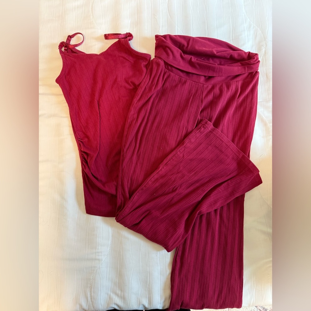 Old Navy Nursing Tank and Pants Set